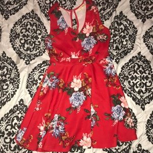 medium, red floral,wishfulpark